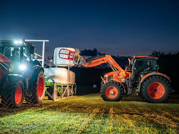 Kubota M7-174 KVT 15 of 17