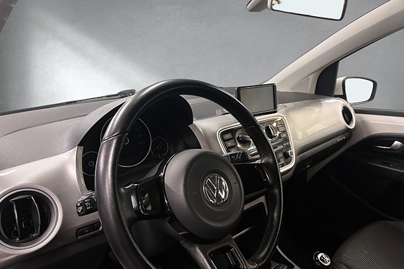 Volkswagen UP! 14 of 16
