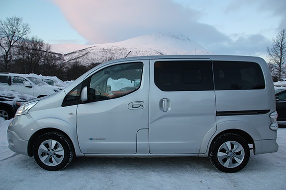 Nissan e-NV200 8 of 28