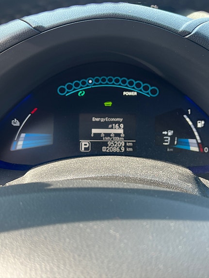 Nissan Leaf 5 of 30