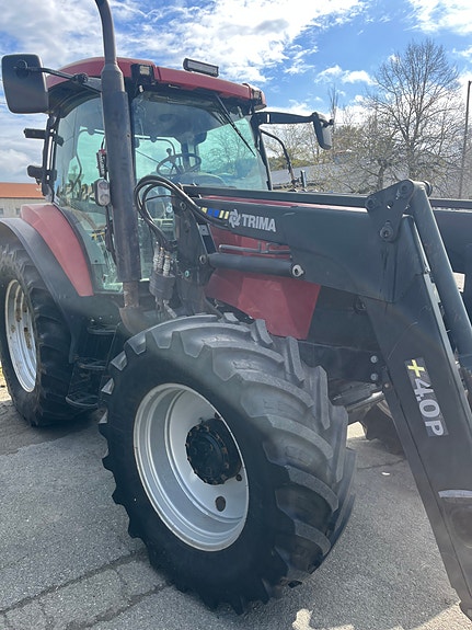 CASE IH MXU 135 4 of 11