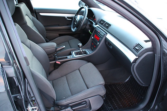 Audi A4 21 of 23