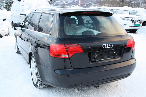 Audi A4 7 of 23