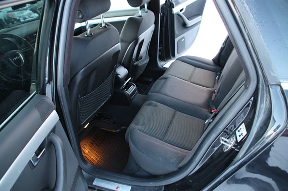 Audi A4 18 of 23