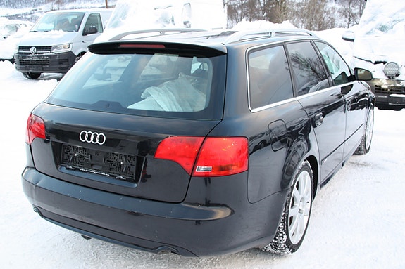 Audi A4 5 of 23