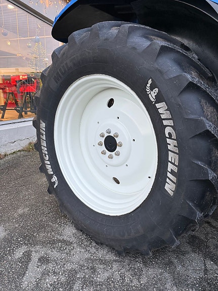 New Holland T6020 2010, kr 425 000,-