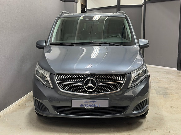 Mercedes-Benz V-Klasse 2 of 30