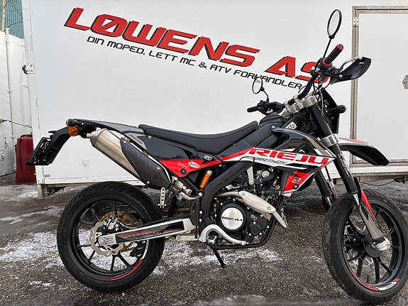 Rieju Marathon 125 Pro SM 2 of 7
