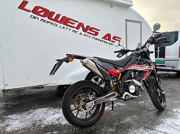 Rieju Marathon 125 Pro SM 3 of 7