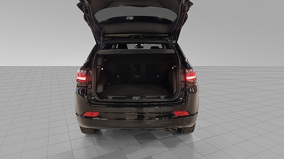 Jeep Compass 13 of 24