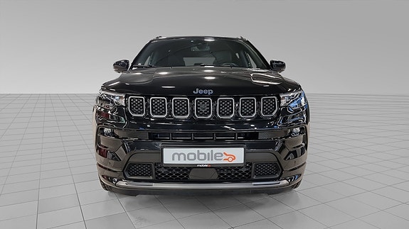 Jeep Compass 2 of 5