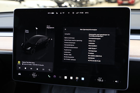 Tesla Model Y 30 of 30