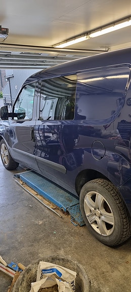 Opel Combo 2 of 3