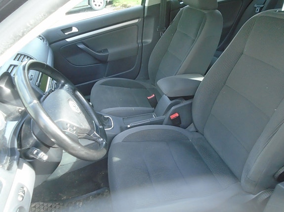 Volkswagen Golf 11 of 12