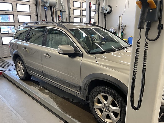 Volvo XC70 8 of 30