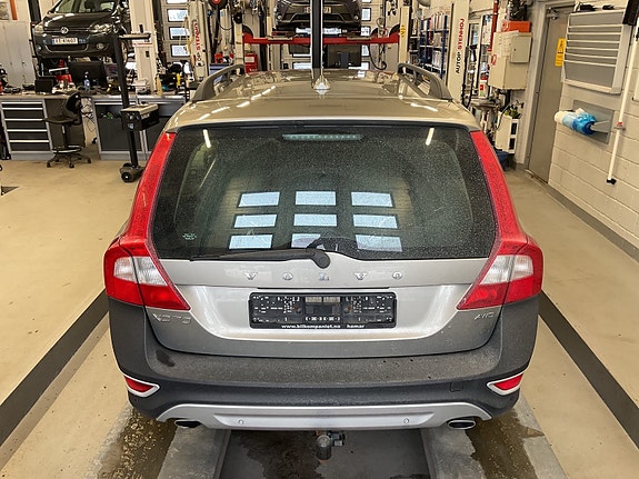 Volvo XC70 4 of 30