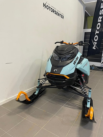 Ski-doo Backcountry X-RS 850 E-TEC 5 of 7