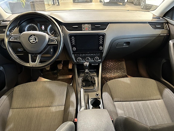 Skoda Octavia 8 of 10