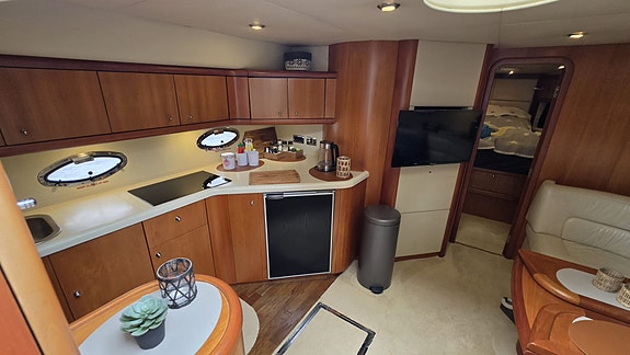 Sunseeker Portofino 46 | Oppgradert | Skipsregistrert | Litium | Thruster F&B 16 of 27