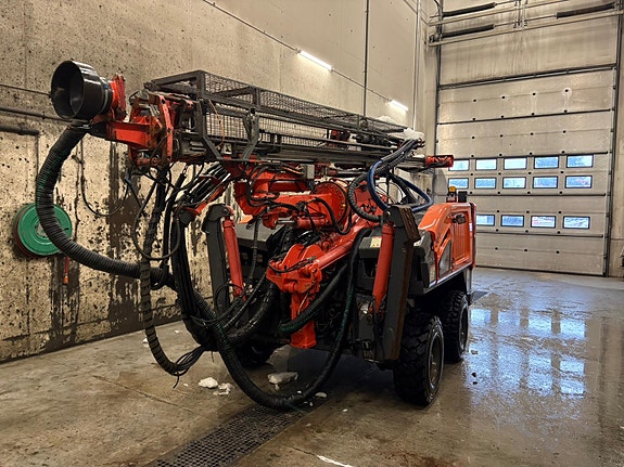 Sandvik Commando DC300Ri Rota