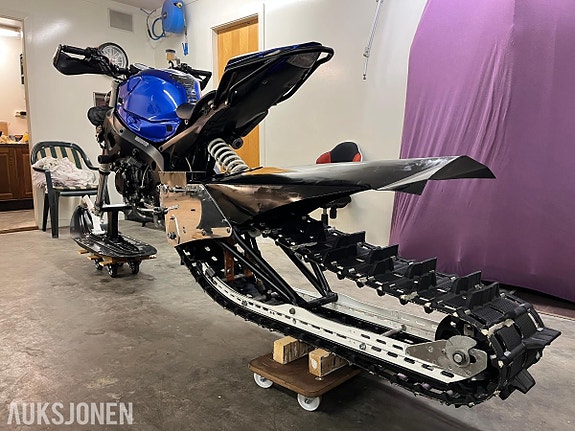 Suzuki GSXR 1000 SNOWBIKE !! 7 of 11
