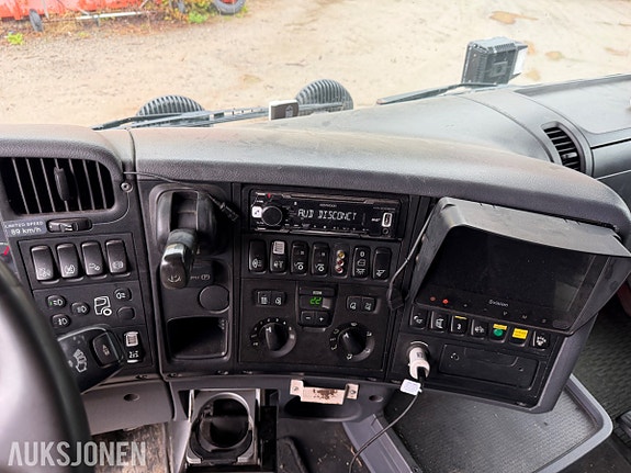 Scania R-serie krokbil, JOAB krokpåbygg, Mählers brøytefeste 28 of 30