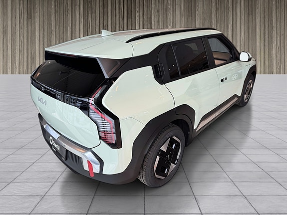 Kia EV3 3 of 5