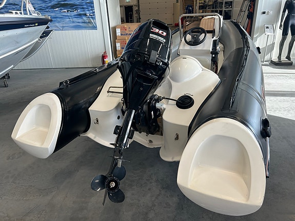 Suzumar 410 Lux Suzumar 410Lux / Suzuki 30hk 2018mod sjøsatt 2019 5 of 5