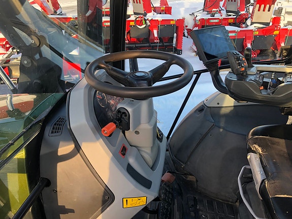 Valtra G135VST med GPS 2020, kr 950 000,-