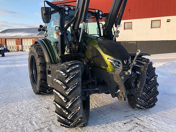 Valtra G135VST med GPS 2020, kr 950 000,-