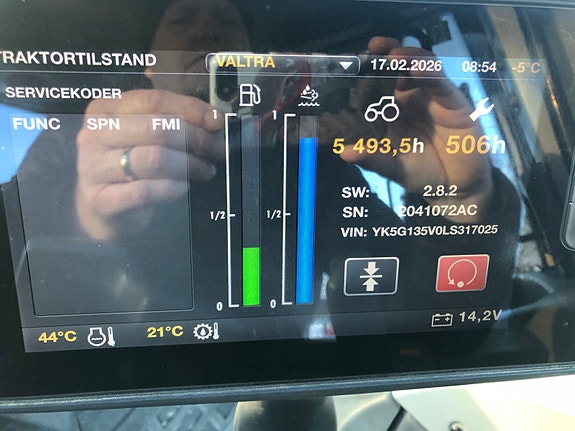 Valtra G135VST med GPS 2020, kr 950 000,-