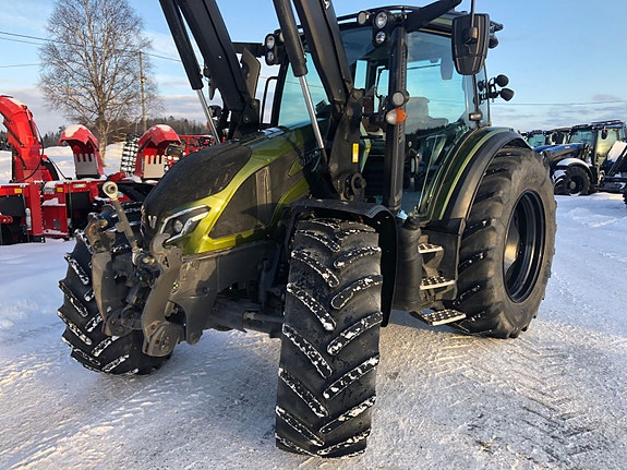 Valtra G135VST med GPS 2020, kr 950 000,-
