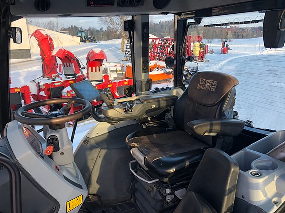 Valtra G135VST med GPS 2020, kr 950 000,-