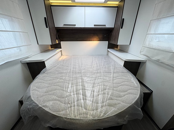 Benimar Tessoro 497 | Solcelle | Lithium | 165HK | Ad.Cruise 8 of 25