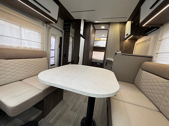 Benimar Tessoro 497 | Solcelle | Lithium | 165HK | Ad.Cruise 21 of 25