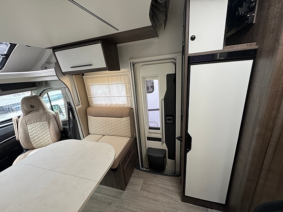 Benimar Tessoro 497 | Solcelle | Lithium | 165HK | Ad.Cruise 18 of 25