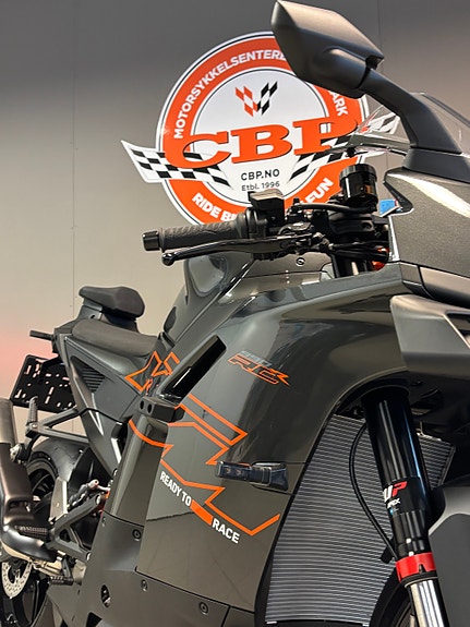 KTM 990 RC R 9 of 13