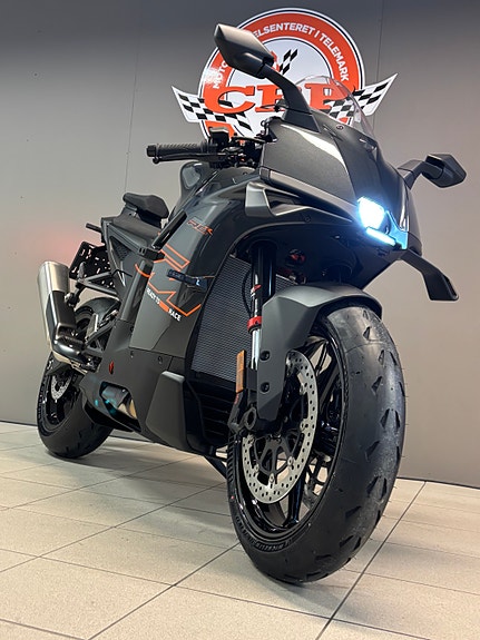 KTM 990 RC R 8 of 13