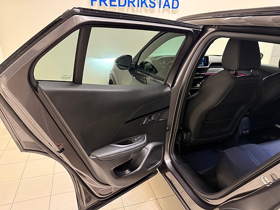 Peugeot 2008 22 of 30
