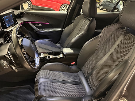 Peugeot 2008 30 of 30