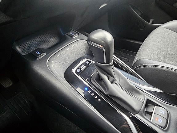 Toyota Corolla 19 of 24