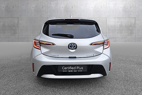 Toyota Corolla 4 of 24