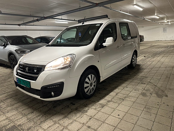 Peugeot Partner 2 of 21