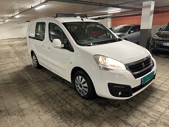 Peugeot Partner 11 of 21
