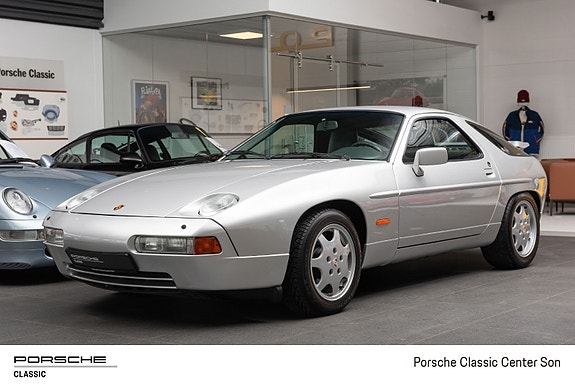 Porsche 928