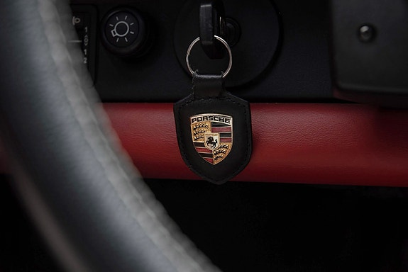 Porsche 911 10 of 30
