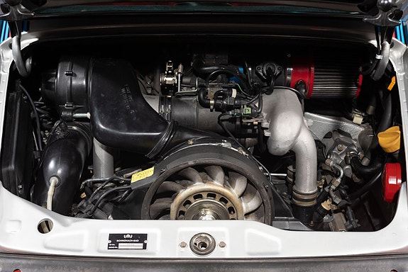 Porsche 911 24 of 30