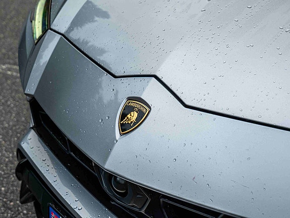 Lamborghini Urus 5 of 30