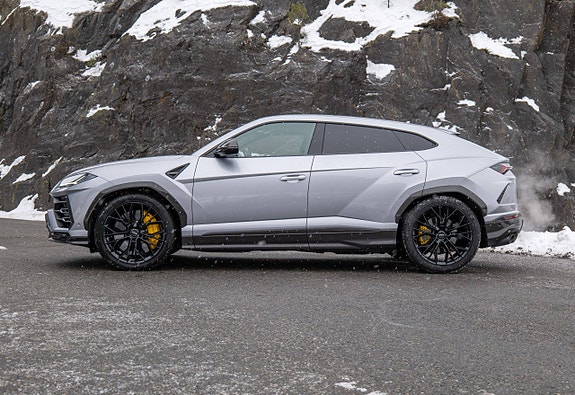 Lamborghini Urus 22 of 30