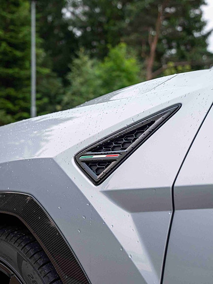 Lamborghini Urus 20 of 30